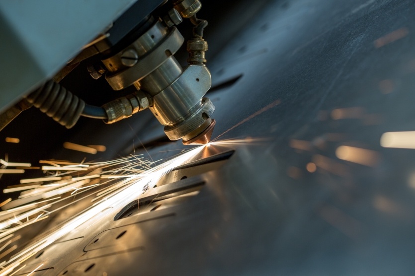 Dcoupe laser: Une prcision industrielle