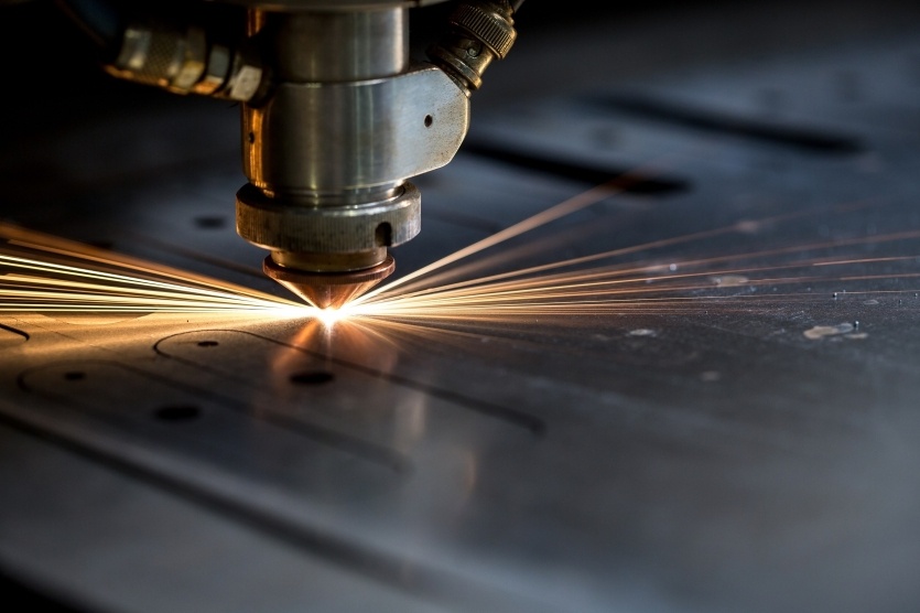 Maintenance des machines d�coupe laser